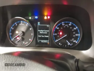 2018 Toyota RAV4 XLE with VIN 2T3RFREV3JW817989, listed as a IAAI auction lot 41636957 with 182,265 mi miles. Bid and sale history available at carsss.com. Image 7.