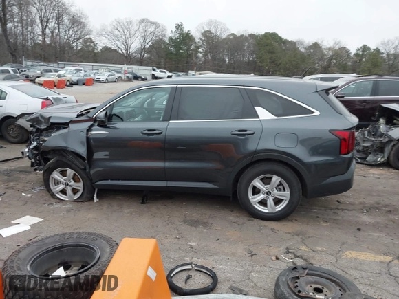 2022 Kia Sorento LX with VIN 5XYRG4LC7NG146123, listed as a IAAI auction lot 41602861 with 22,322 mi miles. Bid and sale history available at carsss.com. Image 14.