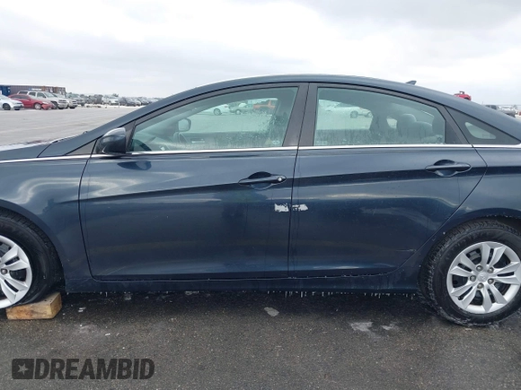 2011 Hyundai Sonata GLS PZEV with VIN 5NPEB4AC9BH229671, listed as a IAAI auction lot 41379055 with 177,319 mi miles. Bid and sale history available at carsss.com. Image 14.