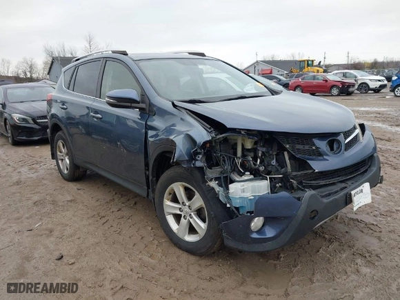 2013 Toyota RAV4 XLE with VIN JTMRFREV2D5025022, listed as a IAAI auction lot 41944357 with 155,434 mi miles. Bid and sale history available at carsss.com. Image 1.