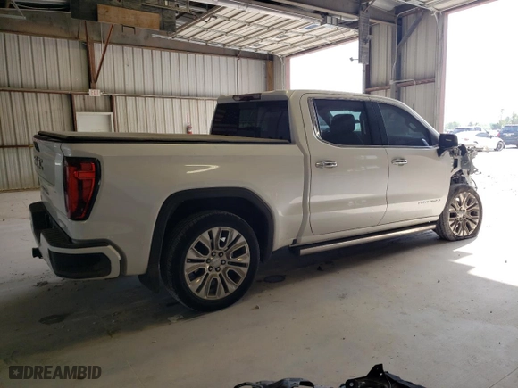 2020 GMC Sierra 1500 Denali with VIN 1GTU9FEL4LZ321472, listed as a Copart auction lot 51413194 with 101,044 mi miles and Salvage Title. Bid and sale history available at carsss.com. Image 3.