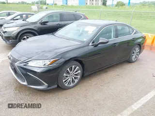2020 Lexus ES 350 with VIN 58ADZ1B10LU055942, listed as a IAAI auction lot 42423623 with 73,724 mi miles and . Bid and sale history available at DreamBid. Image 18.