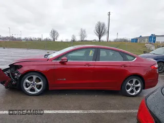2014 Ford Fusion SE Hybrid with VIN 3FA6P0LU6ER315743, listed as a IAAI auction lot 41212111 with 83,433 mi miles. Bid and sale history available at carsss.com. Image 15.