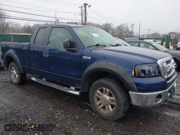 2008 Ford F-150 XLT with VIN 1FTPX14508FB91806, listed as a IAAI auction lot 41928299 with 999,999 mi miles. Bid and sale history available at carsss.com. Image 1.