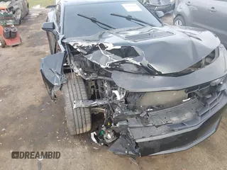 2021 Chevrolet Camaro LT1 с VIN 1G1FF1R72M0142413, выставлен на аукционе IAAI как лот 42026490 с пробегом Не указан миль и . История ставок и продаж доступна на DreamBid. Изображение 6.