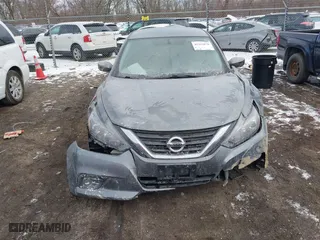 2018 Nissan Altima 2.5 SL with VIN 1N4AL3AP3JC159979, listed as a IAAI auction lot 41262870 with 87,249 mi miles. Bid and sale history available at carsss.com. Image 12.