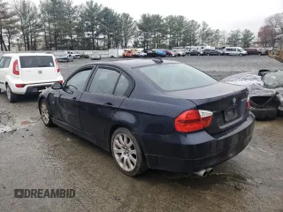 2008 BMW 3 Series 328xi z VIN WBAVC93558K039883, wystawiony jako Copart lot #52003785 z przebiegiem 162 015 mil mil oraz Szkoda całkowita • Salvage title. Historia ofert i sprzedaży dostępna na DreamBid. Obrazek 2.
