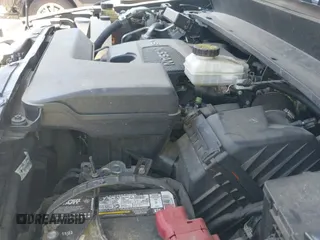 2018 Nissan Pathfinder S z VIN 5N1DR2MN5JC607189, wystawiony jako IAAI lot #42146643 z przebiegiem 115 704 mil mil oraz . Historia ofert i sprzedaży dostępna na DreamBid. Obrazek 19.