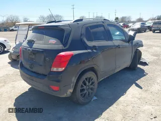 2022 Chevrolet Trax LT with VIN KL7CJLSM9NB516913, listed as a IAAI auction lot 41747827 with 103,121 mi miles. Bid and sale history available at carsss.com. Image 4.