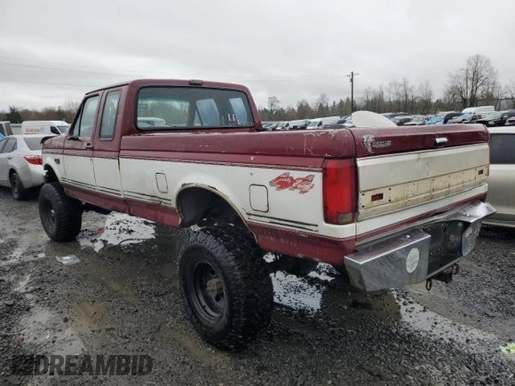 1992 Ford F-250 с VIN 1FTHX26GXNKB43435, выставлен на аукционе Copart как лот 84266234 с пробегом 201 539 миль миль и Списание • Salvage title. История ставок и продаж доступна на DreamBid. Изображение 2.