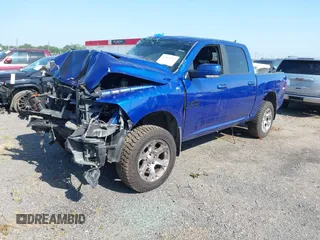 2016 Ram 1500 Sport z VIN 1C6RR7MT9GS167733, wystawiony jako IAAI lot #42547123 z przebiegiem 142 662 mil mil oraz . Historia ofert i sprzedaży dostępna na DreamBid. Obrazek 2.