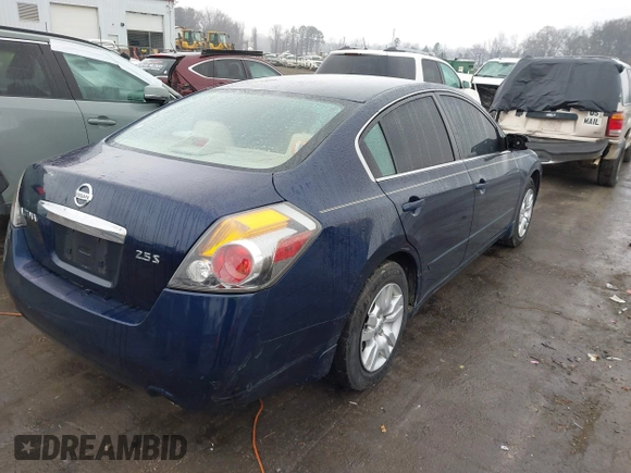 2012 Nissan Altima 2.5 S with VIN 1N4AL2AP4CN457152, listed as a IAAI auction lot 41196134 with 134,414 mi miles. Bid and sale history available at carsss.com. Image 4.