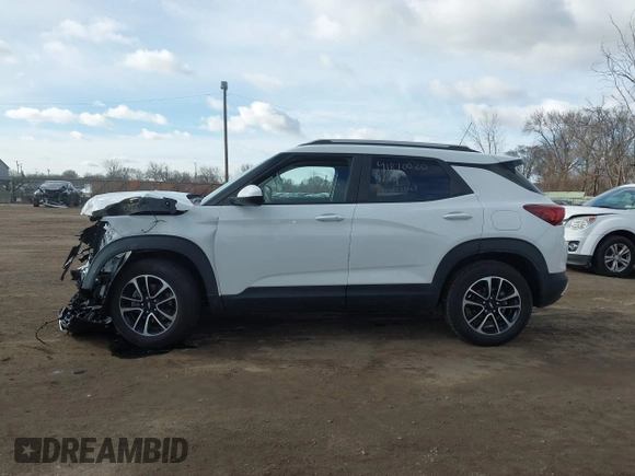 2024 Chevrolet TrailBlazer LT with VIN KL79MPSL2RB180818, listed as a IAAI auction lot 41870020 with 7,622 mi miles and . Bid and sale history available at DreamBid. Image 14.