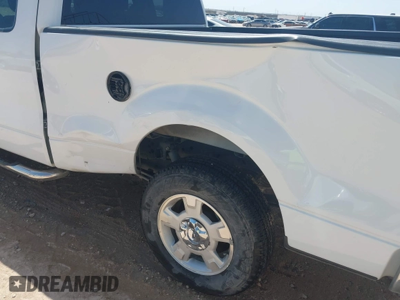 2013 Ford F-150 XL z VIN 1FTEX1CM4DFC79980, wystawiony jako IAAI lot #41882064 z przebiegiem 62 304 mil mil oraz . Historia ofert i sprzedaży dostępna na DreamBid. Obrazek 17.