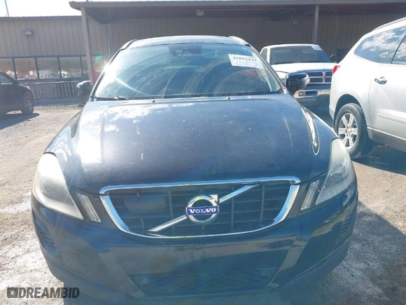 2012 Volvo XC60 3.0L with VIN YV4902DZ8C2247106, listed as a IAAI auction lot 41892439 with NaN miles. Bid and sale history available at carsss.com. Image 6.