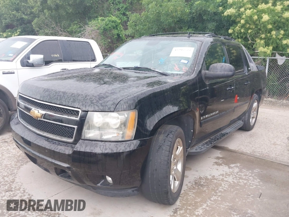 2007 Chevrolet Avalanche LTZ z VIN 3GNEC12077G263020, wystawiony jako IAAI lot #42297577 z przebiegiem 156 986 mil mil oraz . Historia ofert i sprzedaży dostępna na DreamBid. Obrazek 2.