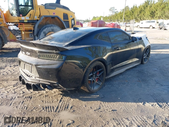 2016 Chevrolet Camaro 2SS with VIN 1G1FH1R77G0138307, listed as a IAAI auction lot 41071985 with 57,027 mi miles and . Bid and sale history available at DreamBid. Image 4.