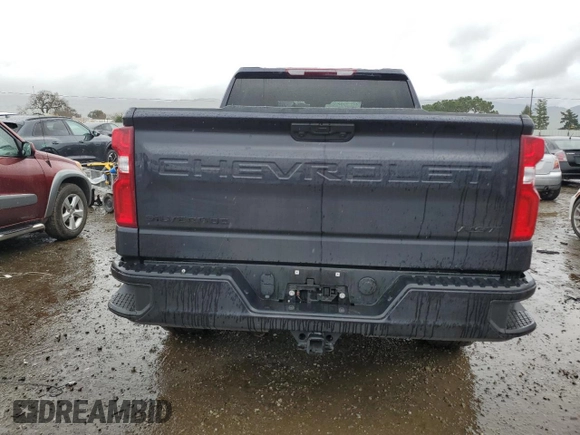 2024 Chevrolet Silverado 1500 RST with VIN 3GCUDEED1RG378013, listed as a Copart auction lot 44001595 with 11,031 mi miles and Salvage Title. Bid and sale history available at carsss.com. Image 6.