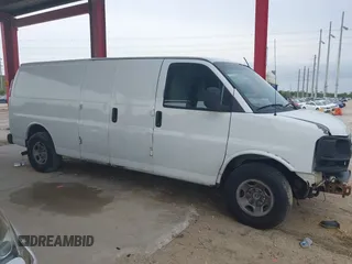 2011 Chevrolet Express Cargo with VIN 1GCWGGCA3B1127003, listed as a IAAI auction lot 42380652 with 158,049 mi miles and . Bid and sale history available at DreamBid. Image 14.