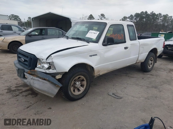 2005 Ford Ranger XL with VIN 1FTZR15E95PA54029, listed as a IAAI auction lot 41417869 with 211,193 mi miles. Bid and sale history available at carsss.com. Image 2.