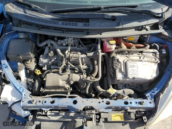 2013 Toyota Prius c One with VIN JTDKDTB31D1056566, listed as a Copart auction lot 44780995 with 291,623 mi miles and Salvage Title. Bid and sale history available at carsss.com. Image 11.