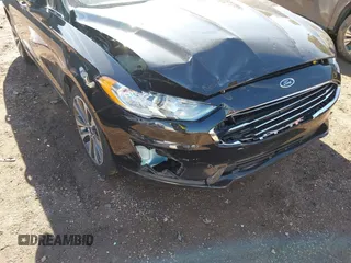 2020 Ford Fusion SE с VIN 3FA6P0T96LR180613, выставлен на аукционе IAAI как лот 42216435 с пробегом 52 904 миль миль и . История ставок и продаж доступна на DreamBid. Изображение 6.
