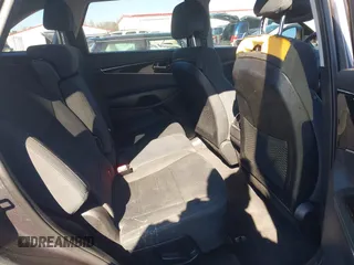 2016 Kia Sorento LX with VIN 5XYPG4A3XGG168713, listed as a IAAI auction lot 41632177 with 108,516 mi miles. Bid and sale history available at carsss.com. Image 8.