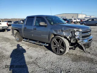2009 Chevrolet Silverado 1500 LT with VIN 3GCEC23C09G220696, listed as a Copart auction lot 87685625 with 218,931 mi miles and Salvage Title. Bid and sale history available at carsss.com. Image 4.