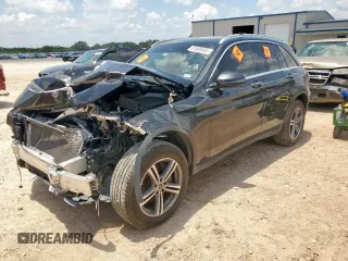 2020 Mercedes-Benz GLC 300 z VIN W1N0G8EB9LF854063, wystawiony jako Copart lot #61089465 z przebiegiem Nie podano mil oraz Czysty tytuł • Clean title. Historia ofert i sprzedaży dostępna na DreamBid. Obrazek 1.