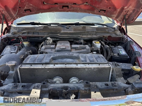 2010 Dodge 3500 SLT z VIN 3D73Y3HL6AG140269, wystawiony jako Copart lot #57510095 z przebiegiem 333 669 mil mil oraz Tytuł czysty. Historia ofert i sprzedaży dostępna na DreamBid. Obrazek 7.
