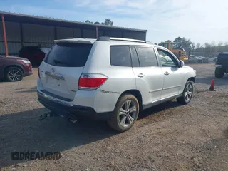2012 Toyota Highlander Limited with VIN 5TDDK3EH0CS101438, listed as a IAAI auction lot 41893208 with 262,909 mi miles and . Bid and sale history available at DreamBid. Image 4.