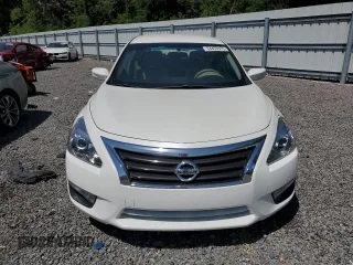 2013 Nissan Altima SV with VIN 1N4BL3AP8DC176513, listed as a Copart auction lot 54453975 with 136,289 mi miles and Salvage Title. Bid and sale history available at DreamBid. Image 5.