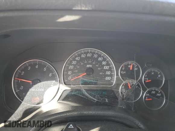 2003 GMC Envoy SLT z VIN 1GKET16S736179347, wystawiony jako Copart lot #52370775 z przebiegiem 230 623 mil mil oraz Szkoda całkowita • Salvage title. Historia ofert i sprzedaży dostępna na DreamBid. Obrazek 9.