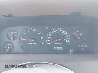 2001 Jeep Grand Cherokee Laredo with VIN 1J4GX48S81C589400, listed as a IAAI auction lot 42091559 with 219,698 mi miles and . Bid and sale history available at DreamBid. Image 7.