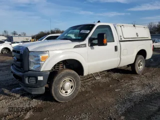 2014 Ford F-250 XL z VIN 1FTBF2B67EEA69234, wystawiony jako Copart lot #44285305 z przebiegiem 272 993 mil mil oraz Czysty tytuł • Clean title. Historia ofert i sprzedaży dostępna na DreamBid. Obrazek 1.