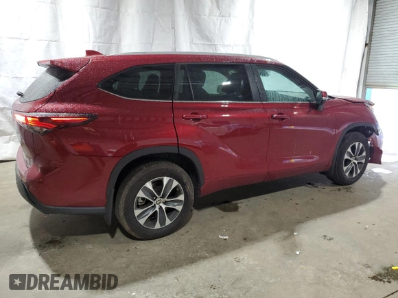 2024 Toyota Highlander LE with VIN 5TDKDRBHXRS545363, listed as a Copart auction lot 60796965 with 23,938 mi miles and Clean title. Bid and sale history available at DreamBid. Image 3.
