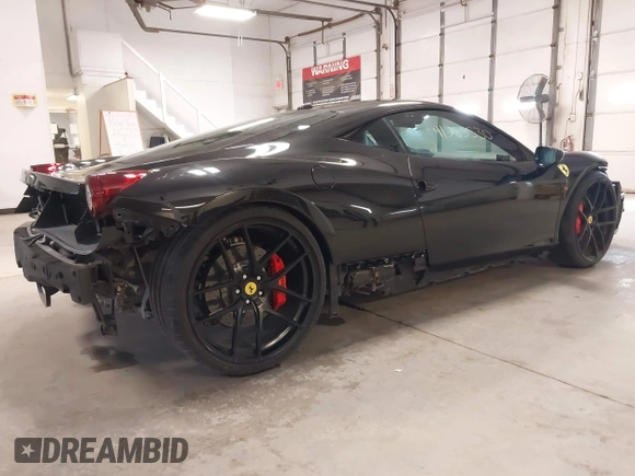 2011 Ferrari 458 Italia z VIN ZFF67NFA7B0178589, wystawiony jako IAAI lot #41285530 z przebiegiem 9226 mil mil oraz . Historia ofert i sprzedaży dostępna na DreamBid. Obrazek 4.