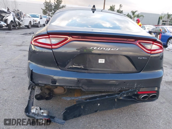 2020 Kia Stinger GT-Line with VIN KNAE15LA1L6086826, listed as a IAAI auction lot 41599914 with 133,493 mi miles. Bid and sale history available at carsss.com. Image 6.