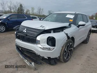 2022 Mitsubishi Outlander SE z VIN JA4J4UA85NZ036591, wystawiony jako IAAI lot #42106573 z przebiegiem 37 467 mil mil oraz . Historia ofert i sprzedaży dostępna na DreamBid. Obrazek 17.
