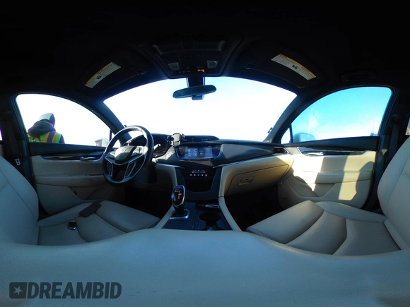 2017 Cadillac XT5 FWD с VIN 1GYKNARSXHZ209865, выставлен на аукционе IAAI как лот 41670012 с пробегом 105 567 миль миль и . История ставок и продаж доступна на DreamBid. Изображение 18.