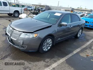 2011 Lincoln MKZ Hybrid with VIN 3LNDL2L39BR775289, listed as a IAAI auction lot 41834998 with 131,985 mi miles. Bid and sale history available at carsss.com. Image 17.