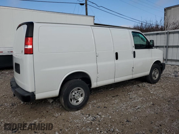 2023 Chevrolet Express Cargo z VIN 1GCWGAFP4P1260339, wystawiony jako Copart lot #41892865 z przebiegiem 7 185 mil mil oraz Nie do naprawy • Non repairable. Historia ofert i sprzedaży dostępna na DreamBid. Obrazek 3.