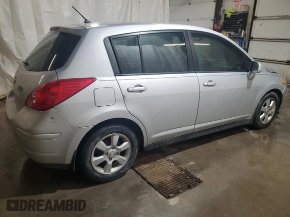 2007 Nissan Versa 1.8 S with VIN 3N1BC13E07L438451, listed as a Copart auction lot 47119205 with 308,275 mi miles and Salvage Title. Bid and sale history available at carsss.com. Image 3.