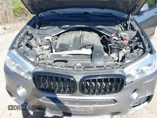 2014 BMW X5 xDrive35i z VIN 5UXKR0C5XE0K42788, wystawiony jako IAAI lot #42263399 z przebiegiem 138 644 mil mil oraz . Historia ofert i sprzedaży dostępna na DreamBid. Obrazek 10.