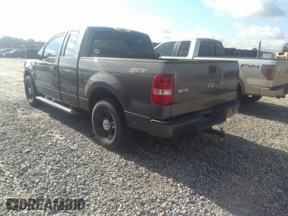 2008 Ford F-150 STX with VIN 1FTRX12W28FB92542, listed as a IAAI auction lot 42368647 with 299,839 mi miles and . Bid and sale history available at DreamBid. Image 3.