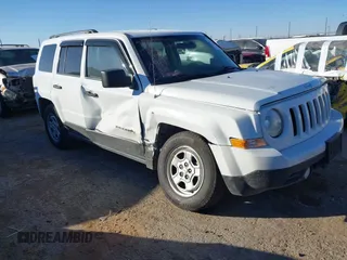 2017 Jeep Patriot Sport with VIN 1C4NJPBA2HD118914, listed as a IAAI auction lot 41328500 with 67,007 mi miles. Bid and sale history available at carsss.com. Image 1.