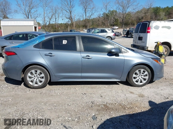 2020 Toyota Corolla LE with VIN JTDEPRAE9LJ092837, listed as a IAAI auction lot 41684690 with 97,113 mi miles. Bid and sale history available at carsss.com. Image 13.