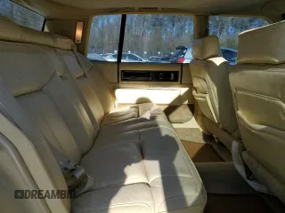 1990 Cadillac DeVille z VIN 1G6CD5333L4256377, wystawiony jako Copart lot #42613635 z przebiegiem 136 754 mil mil oraz Szkoda całkowita • Salvage title. Historia ofert i sprzedaży dostępna na DreamBid. Obrazek 10.