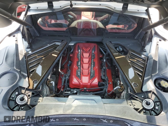 2020 Chevrolet Corvette 3LT with VIN 1G1Y82D47L5110323, listed as a Copart auction lot 70420574 with 13,670 mi miles and Salvage Title. Bid and sale history available at carsss.com. Image 13.