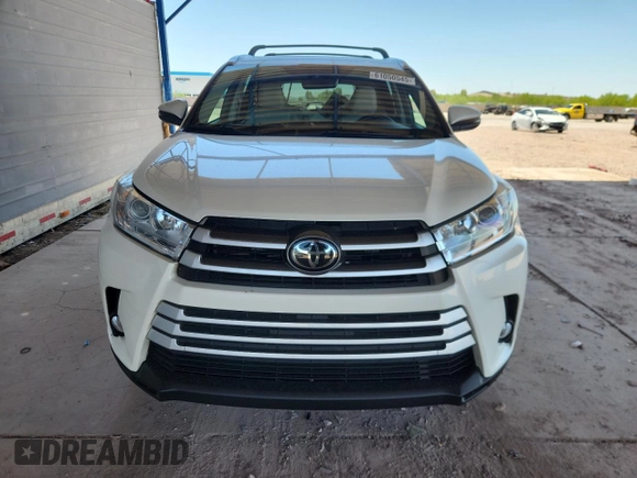 2018 Toyota Highlander SE z VIN 5TDJZRFH2JS550407, wystawiony jako Copart lot #61050545 z przebiegiem 71 711 mil mil oraz Szkoda całkowita • Salvage title. Historia ofert i sprzedaży dostępna na DreamBid. Obrazek 5.